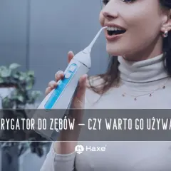 Kobieta używa irygatora do zębów, by dowiedzieć się, co to jest i czy warto go stosować.
