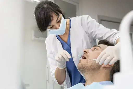 zakres kompetencji lekarza dentysty, jama ustna