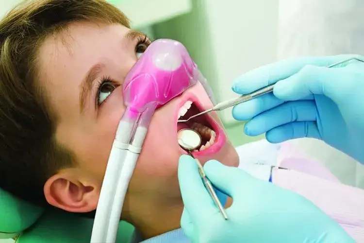 dziecko sedacja wziewna dentysta