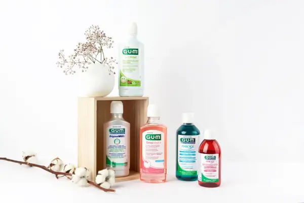 Płyn do płukania jamy ustnej GUM SensiVital+ pomoże Ci zwalczyć stan zapalny zęba.